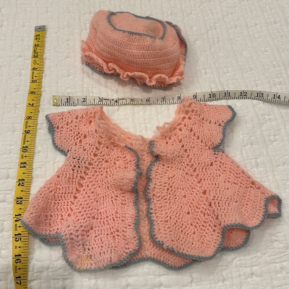 Vintage Handmade Crochet Baby Toddler Cape Jacket & Matching Bonnet Hat - Picture 12 of 17